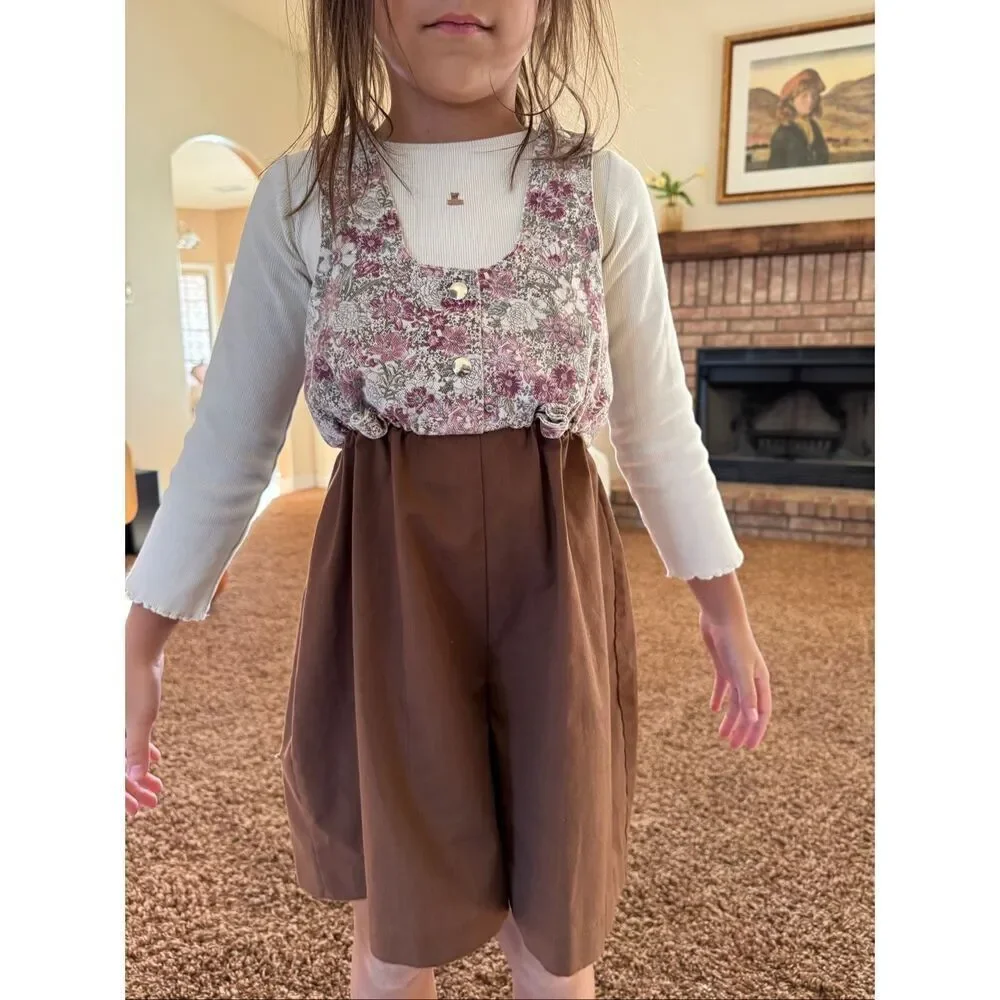 Girl Scouts size 7 vintage floral tan boxy wide relaxed shorts overalls romper 9
